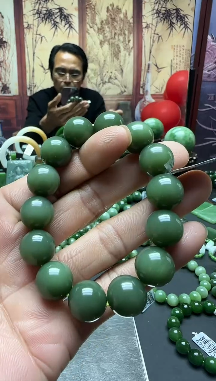 和田玉未镶嵌手串手串