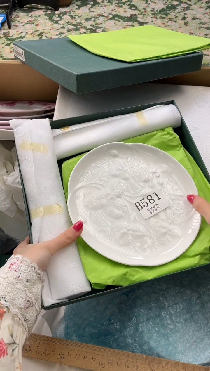 瓷片?****?       B581*