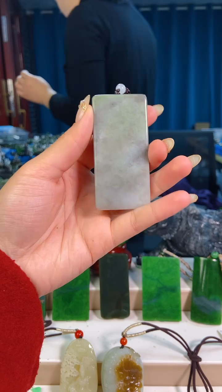 【闪购商品】和田玉未镶嵌挂件1