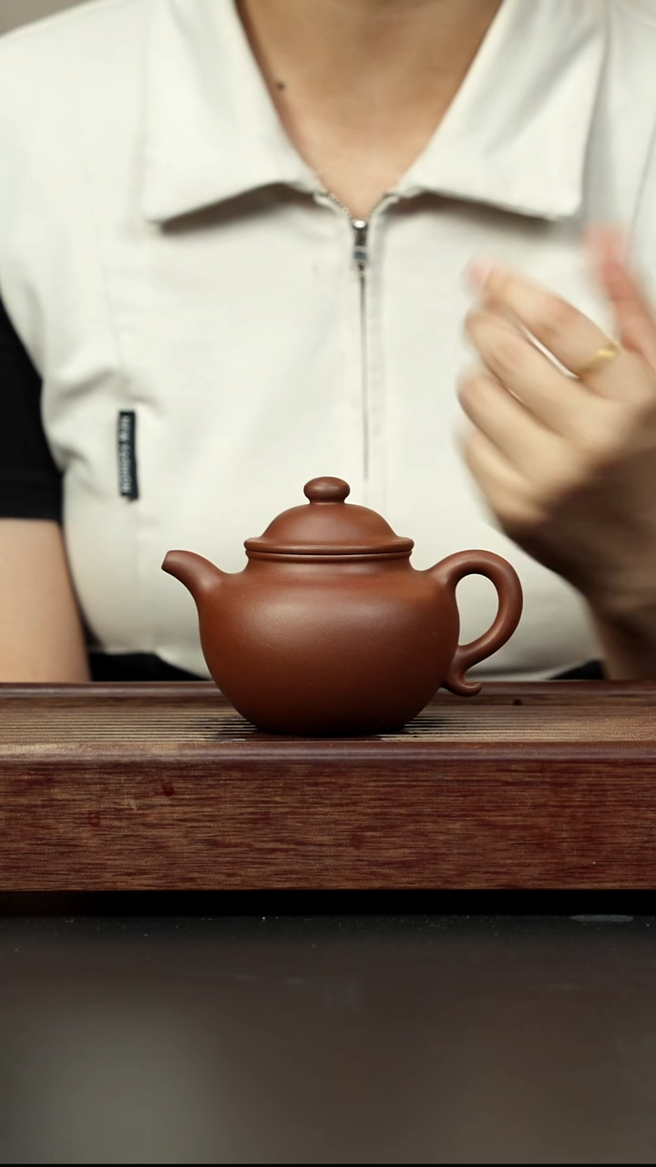 紫砂茶壶四号井底槽清 莲子
