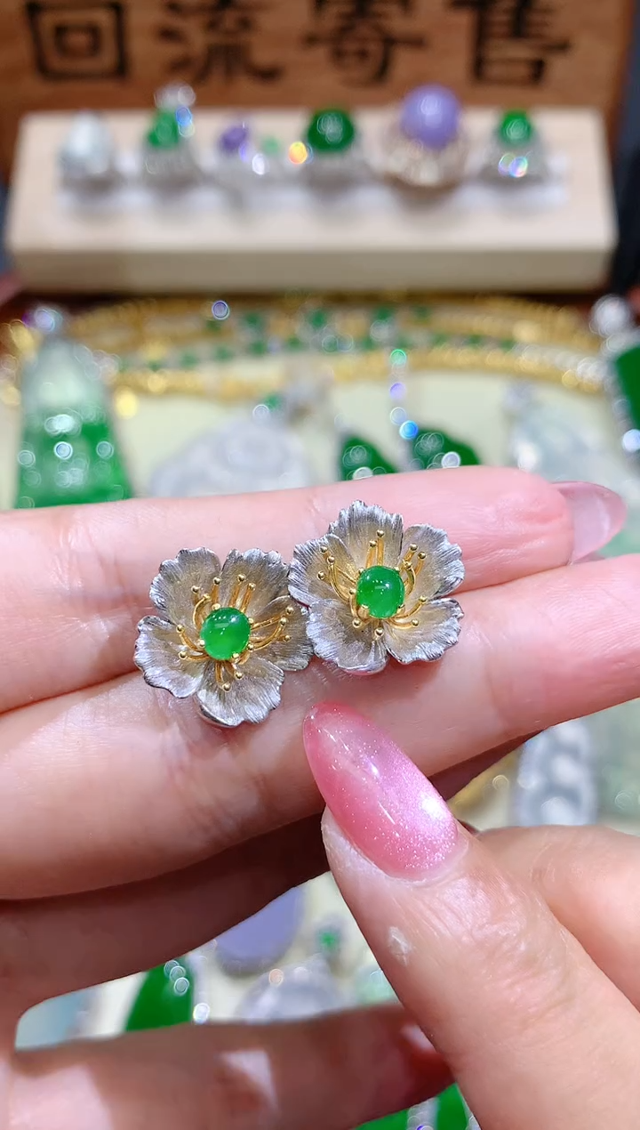 定制翡翠18K金镶嵌32团购