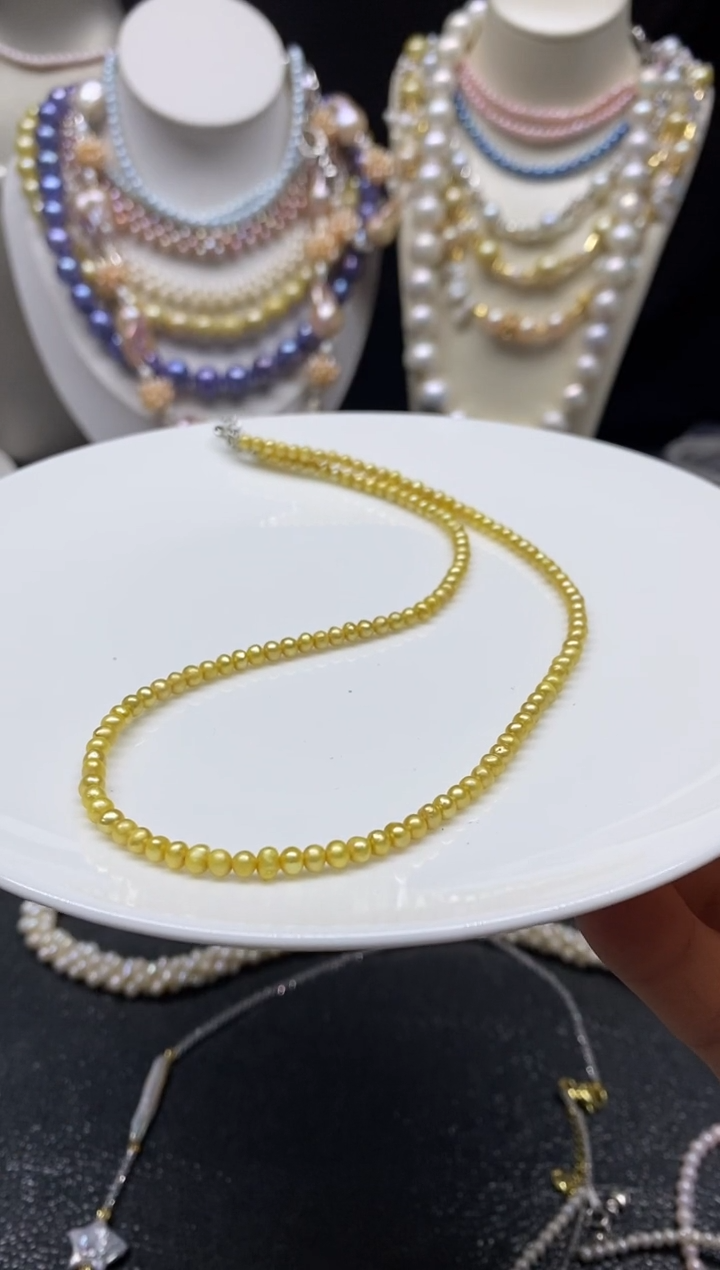 颈饰未镶嵌淡水珍珠多人