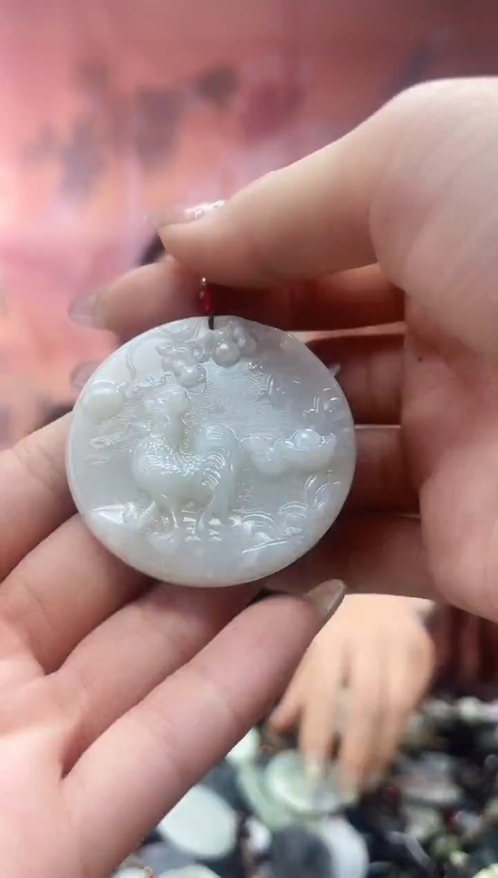 未镶嵌岫玉吊坠·