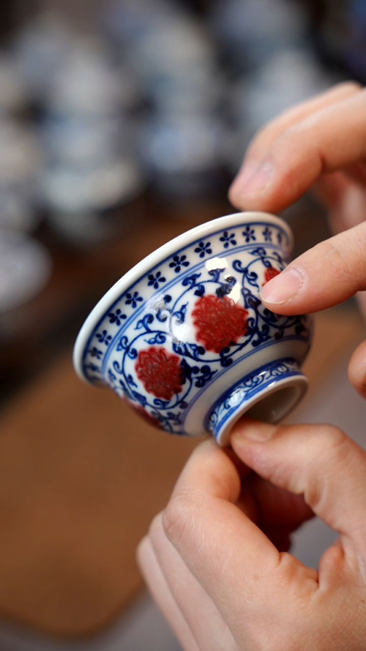 【闪购商品】釉里红压手杯111111111