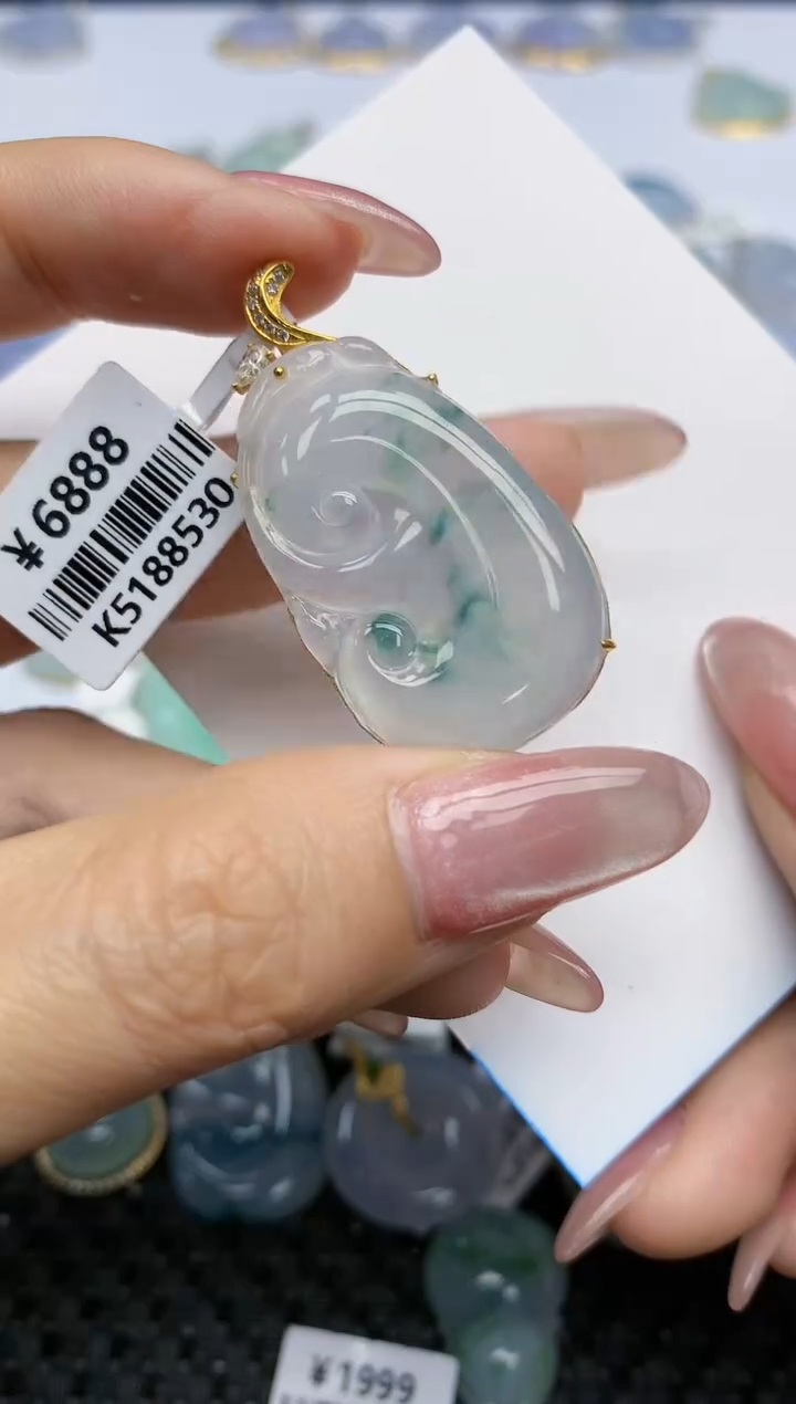 【闪购商品】翡翠挂件18K金镶嵌天然翡翠A货