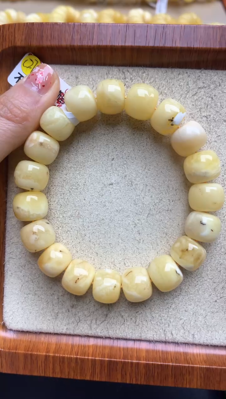 【闪购商品】蜜蜡珠宝奇石未镶嵌42