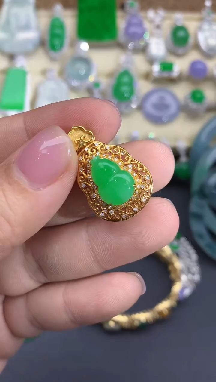【闪购商品】翡翠颈饰18K金镶嵌317-中国好珍宝