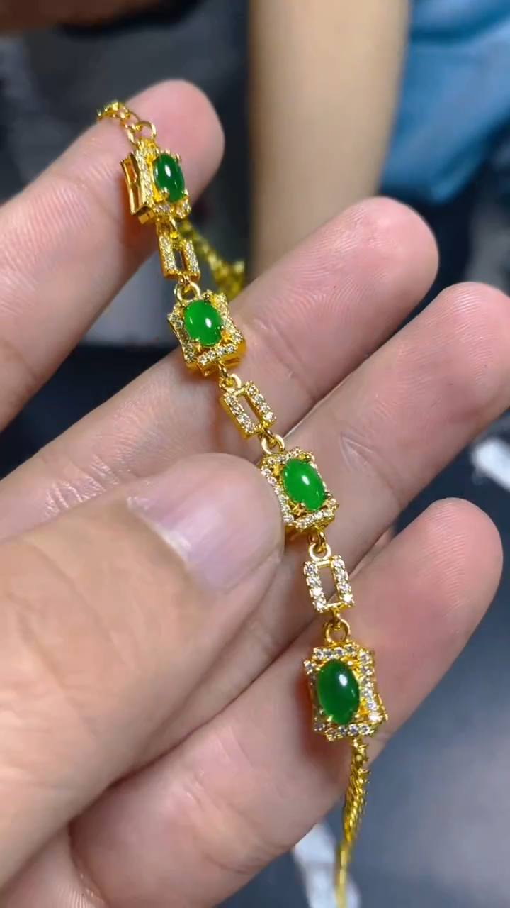 【闪购商品】翡翠手链未镶嵌0833878228多样性发一