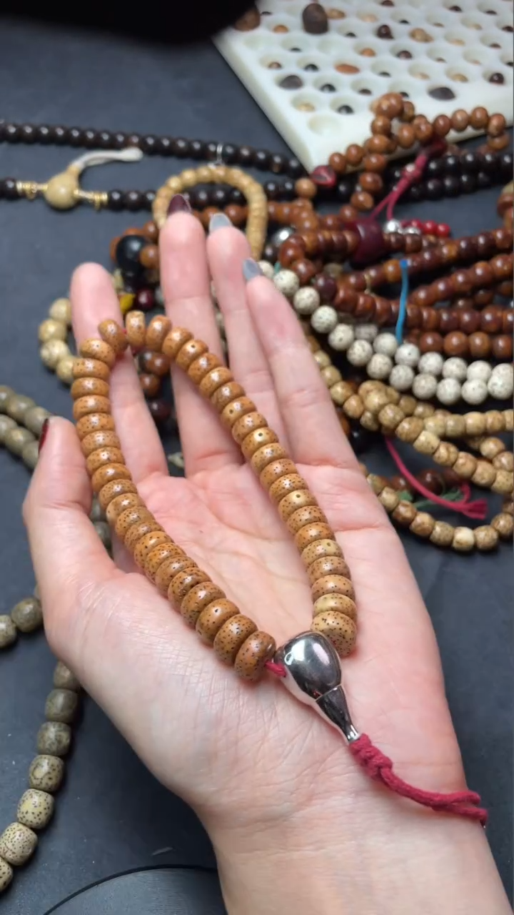 【闪购商品】星月菩提手串精工级浅珀药片11*6手持