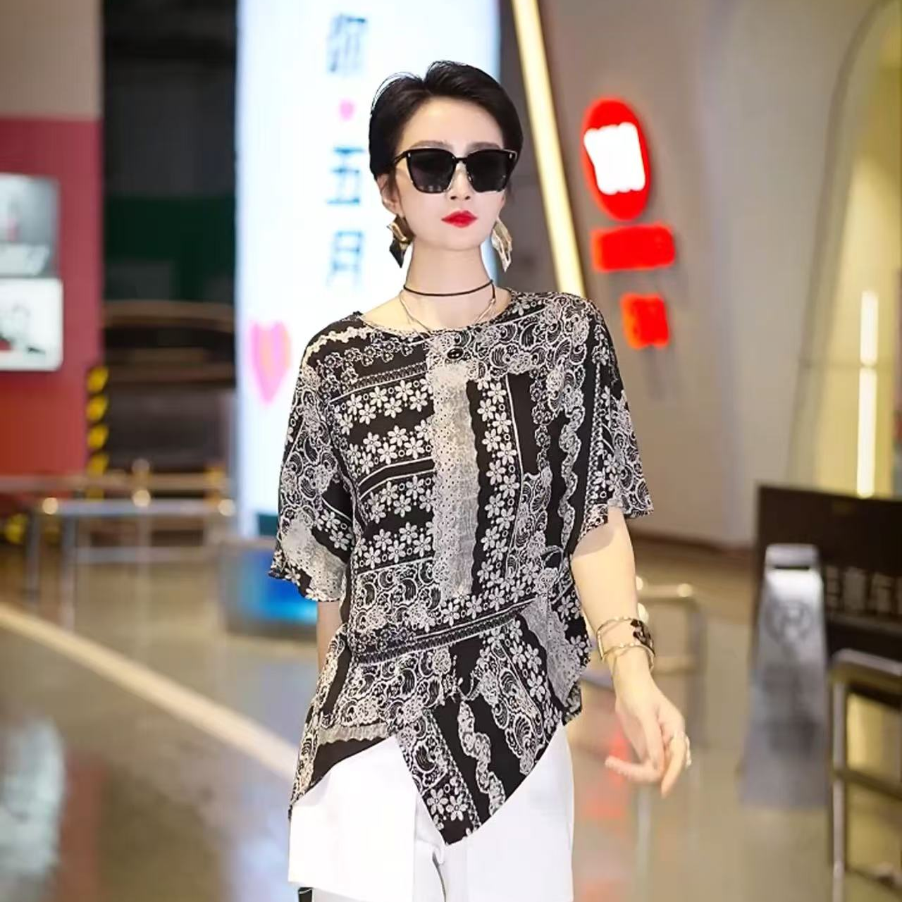 （萱萱严选）印花收腰度假风显瘦上衣