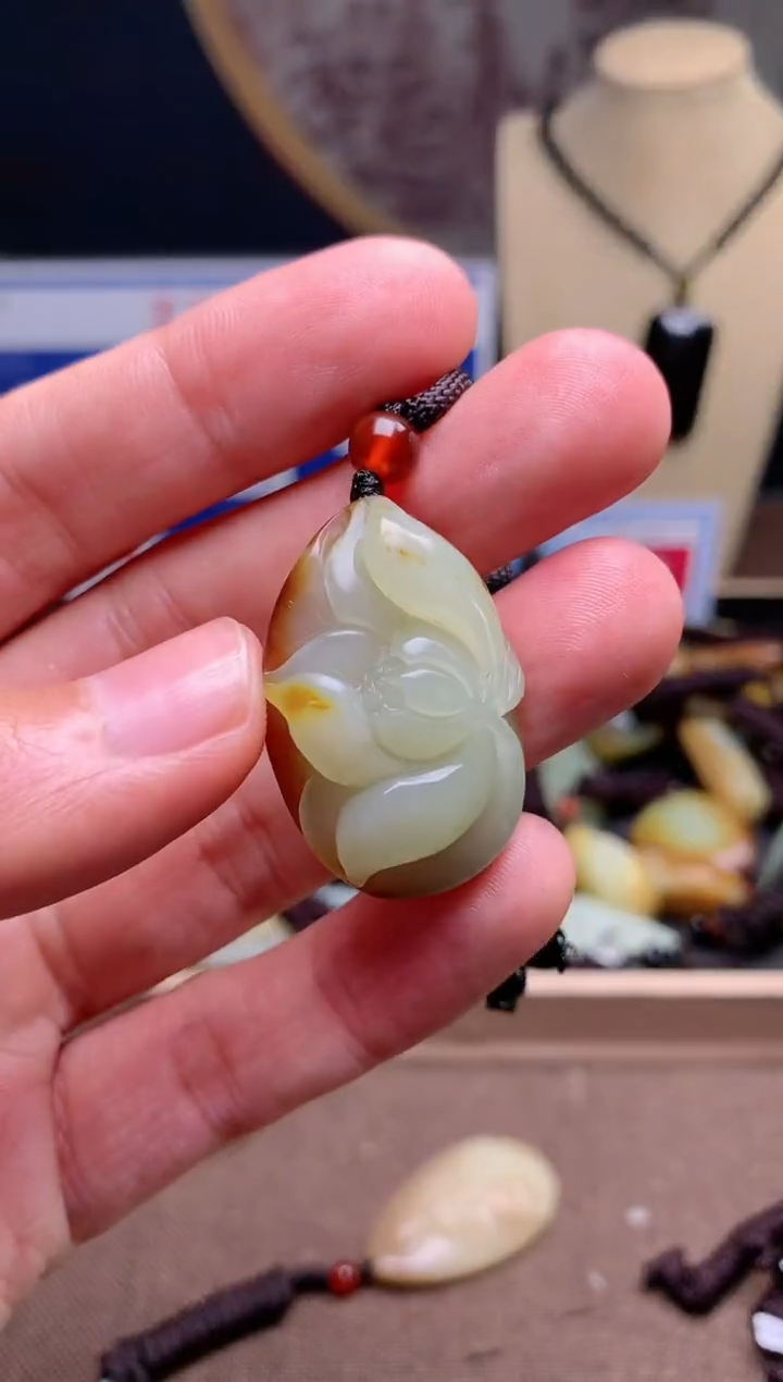 【闪购商品】和田玉颈饰未镶嵌1