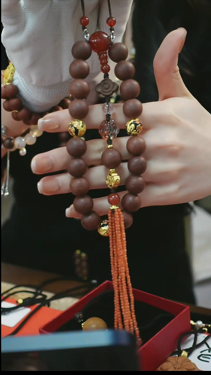 【闪购商品】泥塑鹅梨1.0压襟 车挂