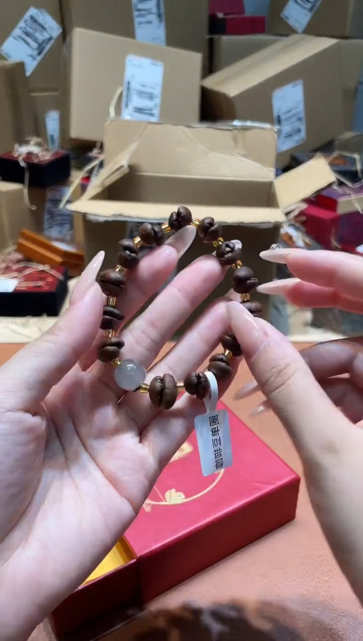 手串仓库撤柜闪购链接（多样性发其一）￥