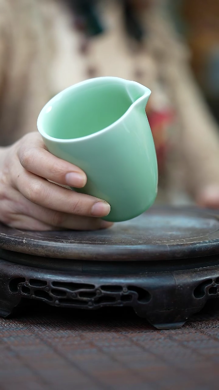 茶壶紫砂岁颐传砂原矿全手精美杯子