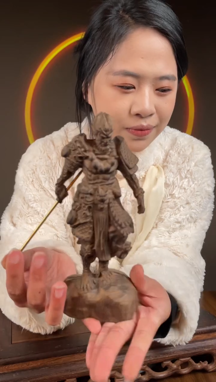 【闪购商品】风车木（黑檀木）手工摆件,先抢先得!