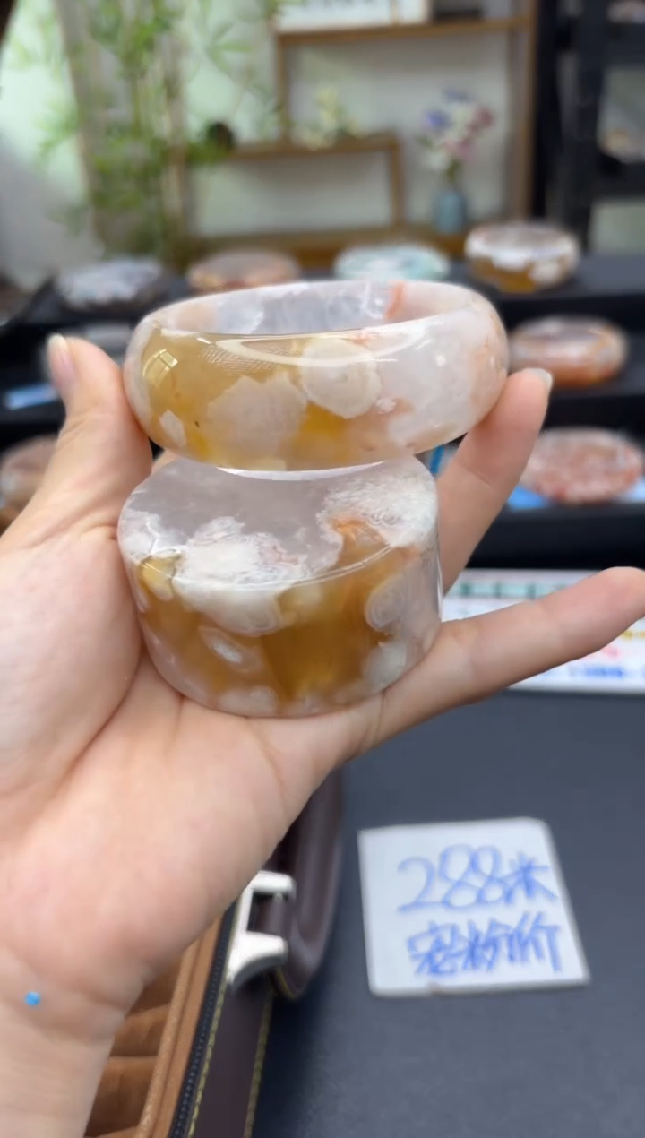 【闪购商品】石英质玉手镯未镶嵌C189(58圈赠送镯心)