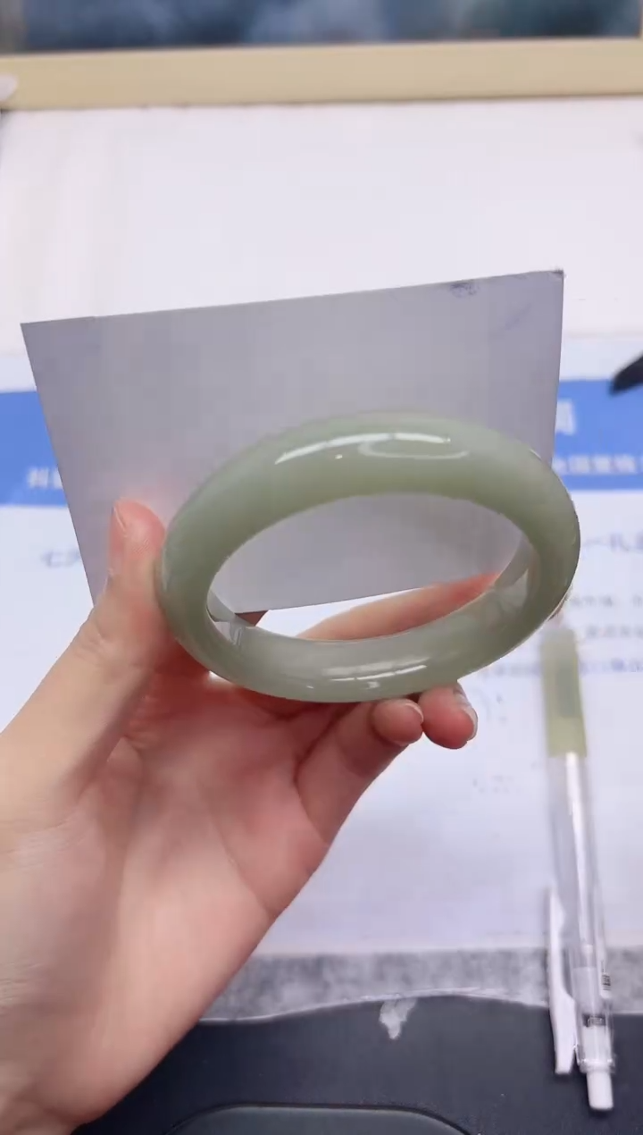 石英质玉手镯未镶嵌257-57