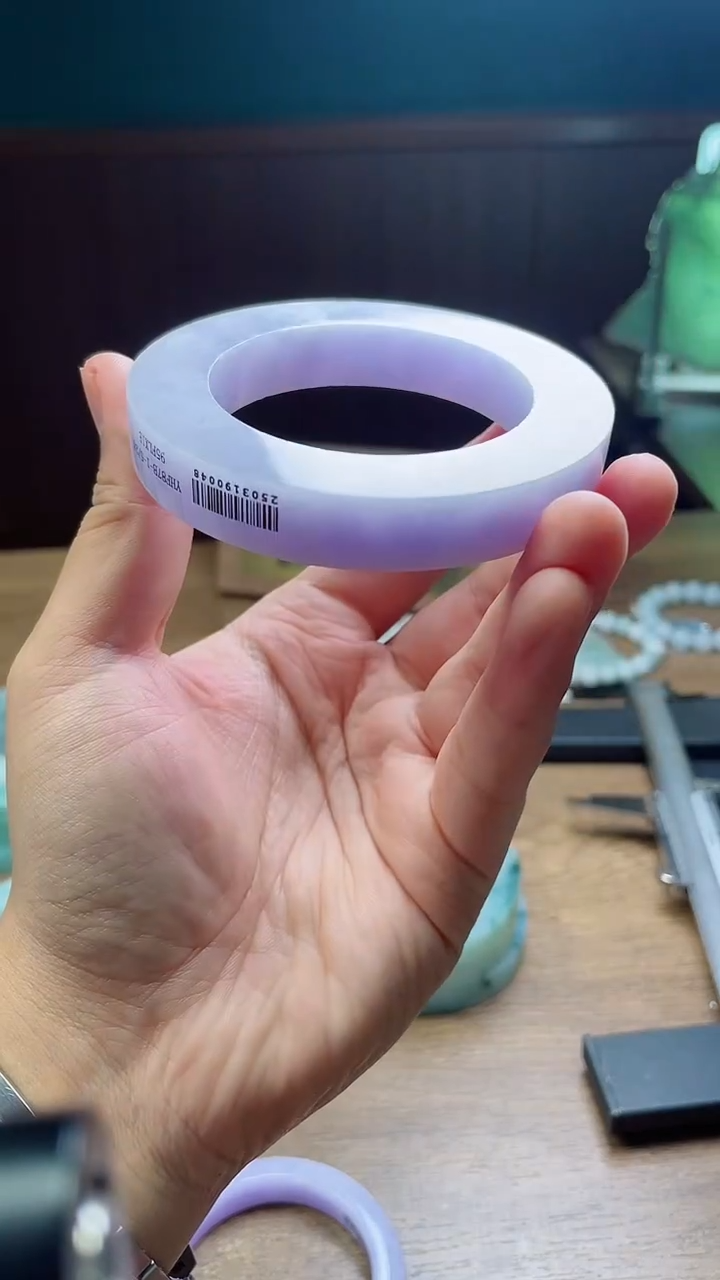 定制翡翠手镯未镶嵌小*定制