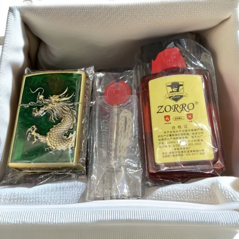 ZORRO佐罗ZK43霸王龙复古精雕防风个性创意盔甲浮雕-211