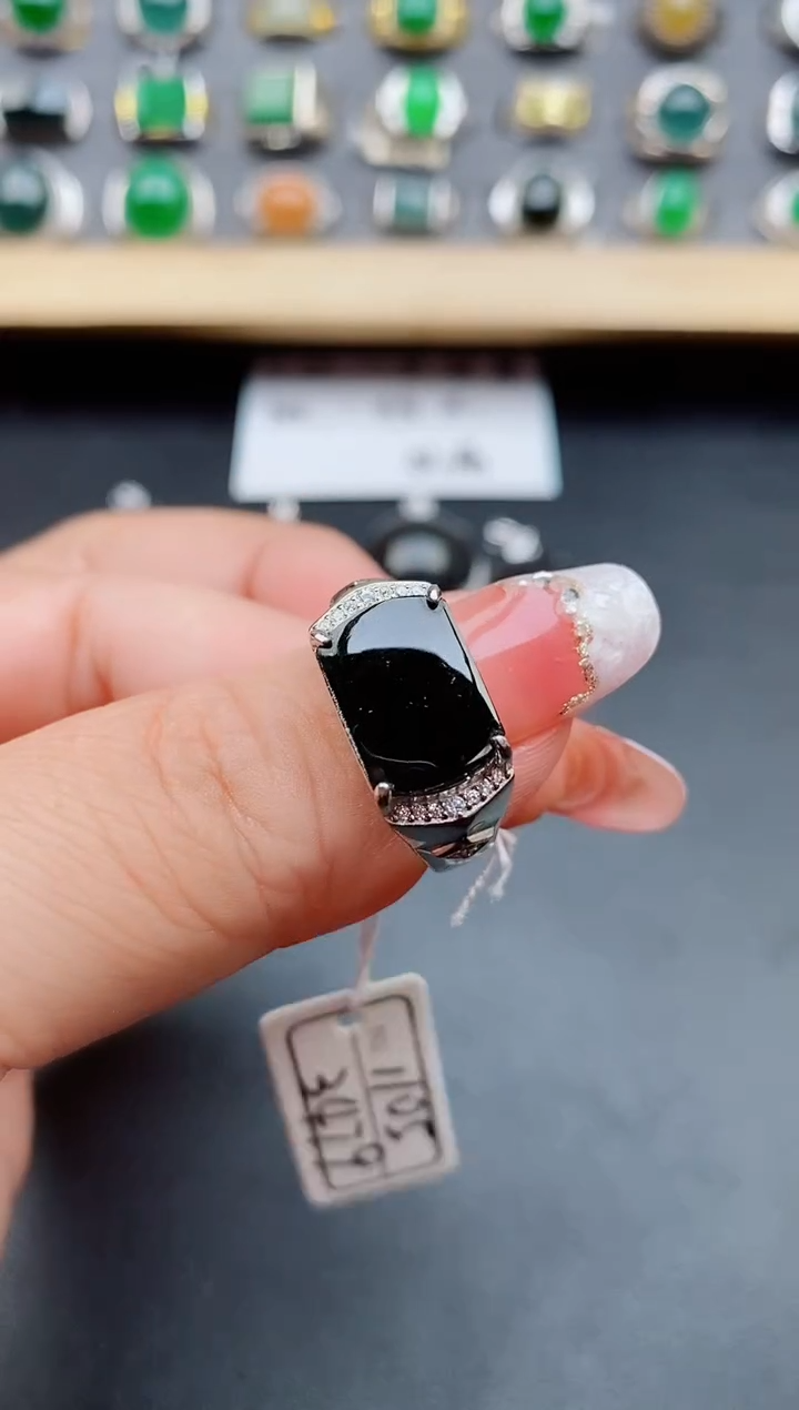 【闪购商品】翡翠戒指银S925镶嵌31321