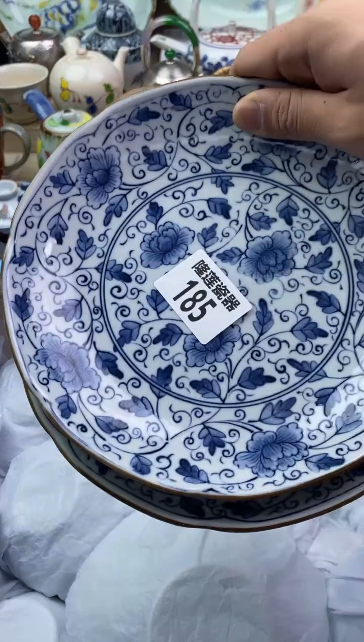 【闪购商品】瓷片隆莲瓷器欢迎大家