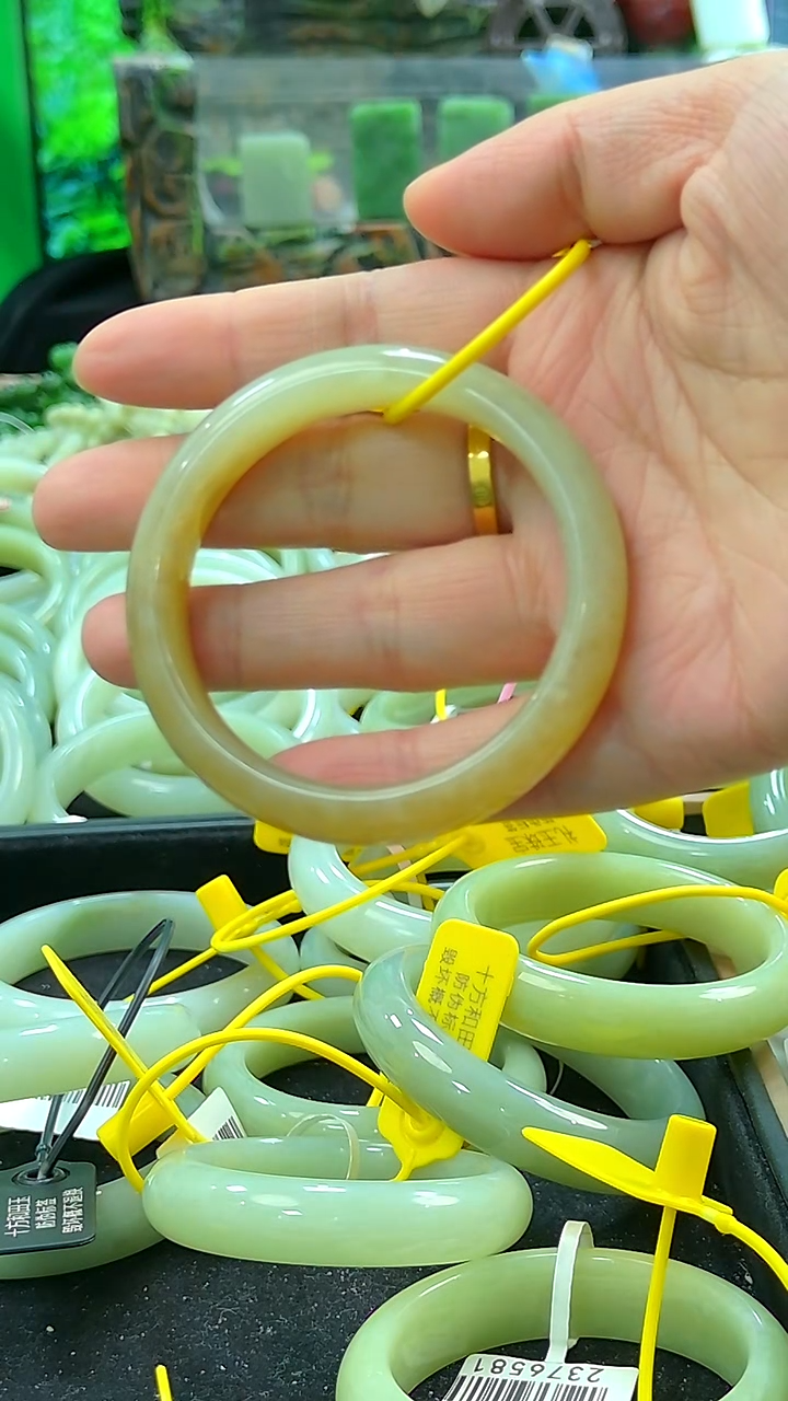 未镶嵌手镯和田玉闫*52.8