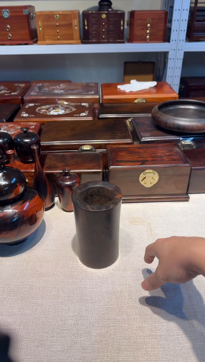 牛津纺密码款孤品捡漏酸枝笔筒，整木掏空