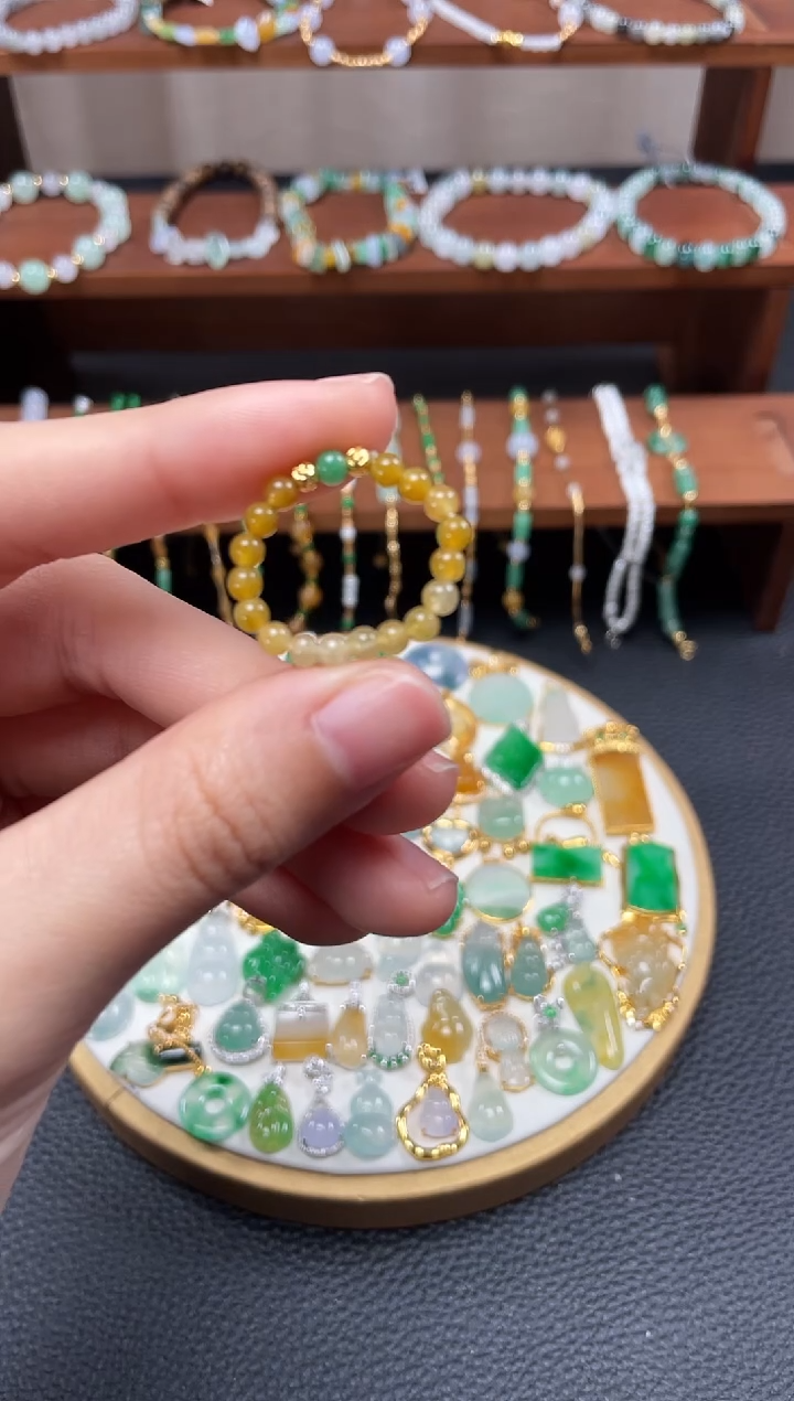 【闪购商品】翡翠戒指未镶嵌一个   JK729