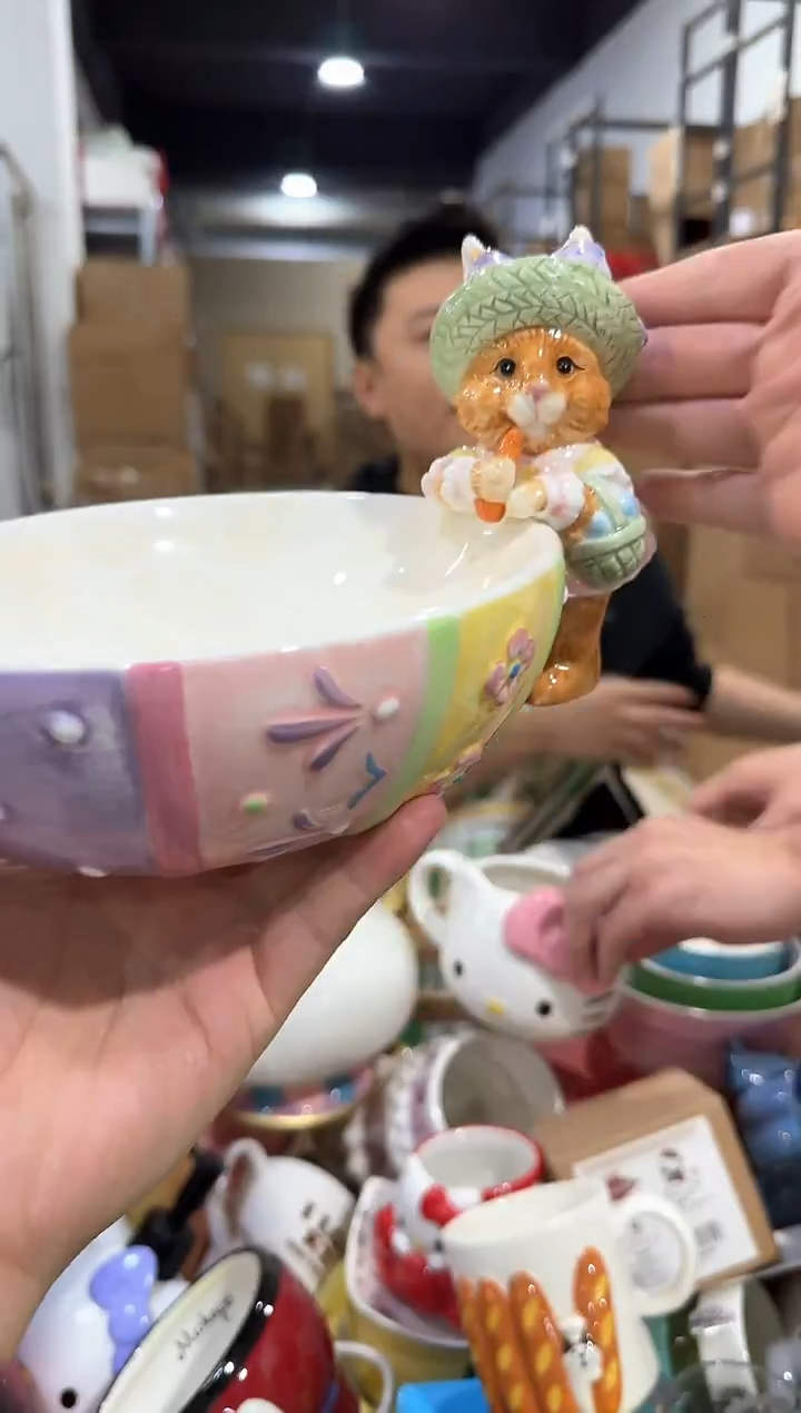 瓷片紫色原盒兔子糖果碗