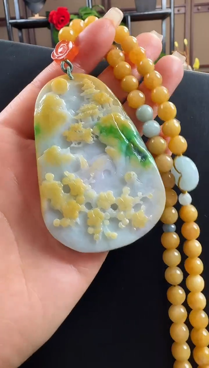颈饰未镶嵌翡翠山水