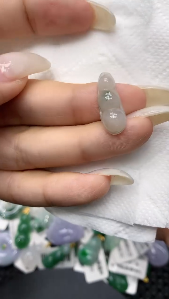 颈饰未镶嵌翡翠11111111111