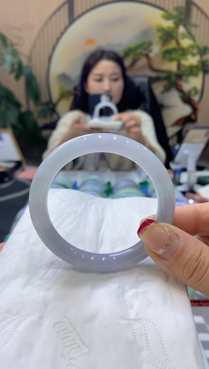 【闪购商品】翡翠手镯未镶嵌99903396