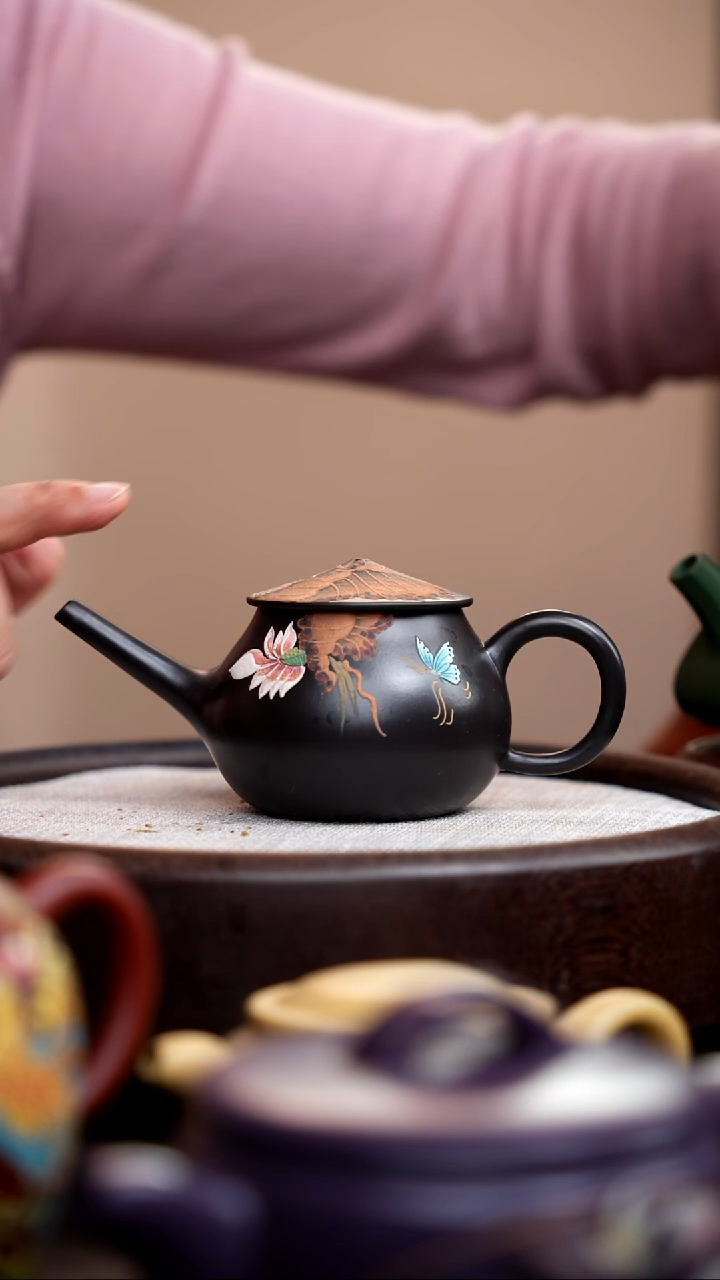 茶壶紫砂石黄渔翁壶 