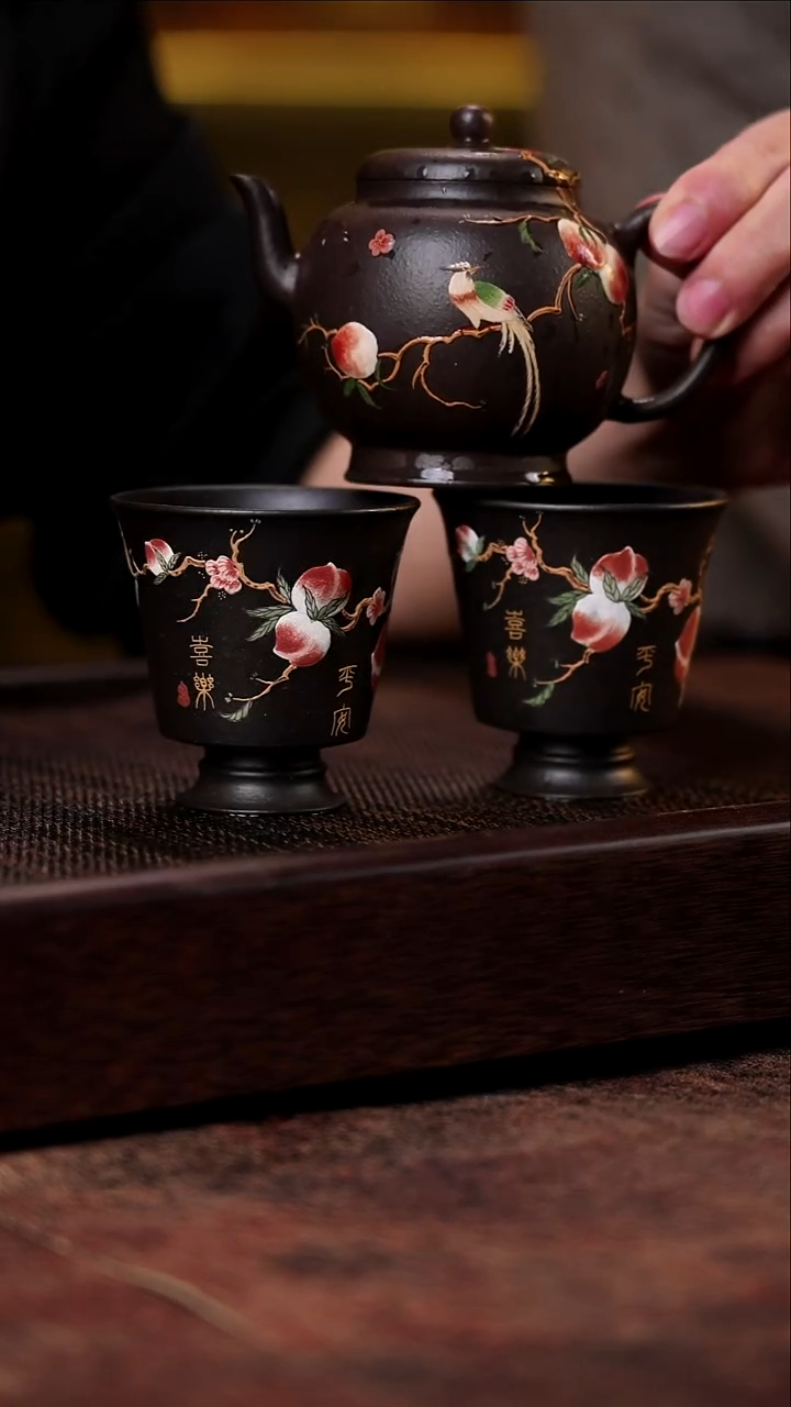 南州高仕套组 一壶两杯 大彬铁血红砂 220cc
