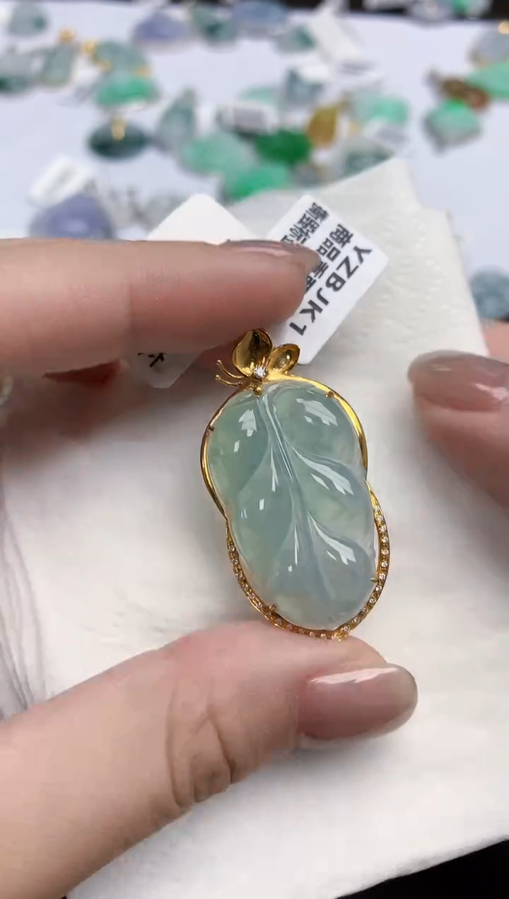 【闪购商品】翡翠颈饰18K金镶嵌天然缅甸翡翠A货