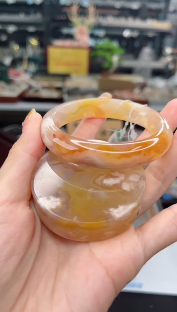 【闪购商品】石英质玉手镯未镶嵌56圈口（赠品镯心）35572231