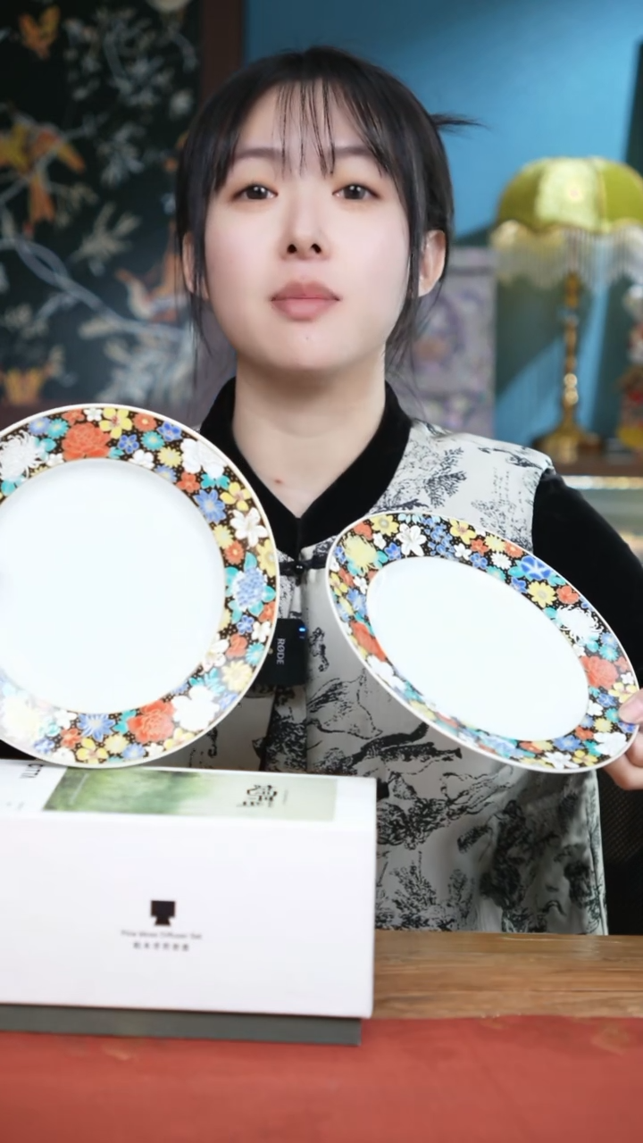 【闪购商品】瓷片豆包儿推荐饰品摆件