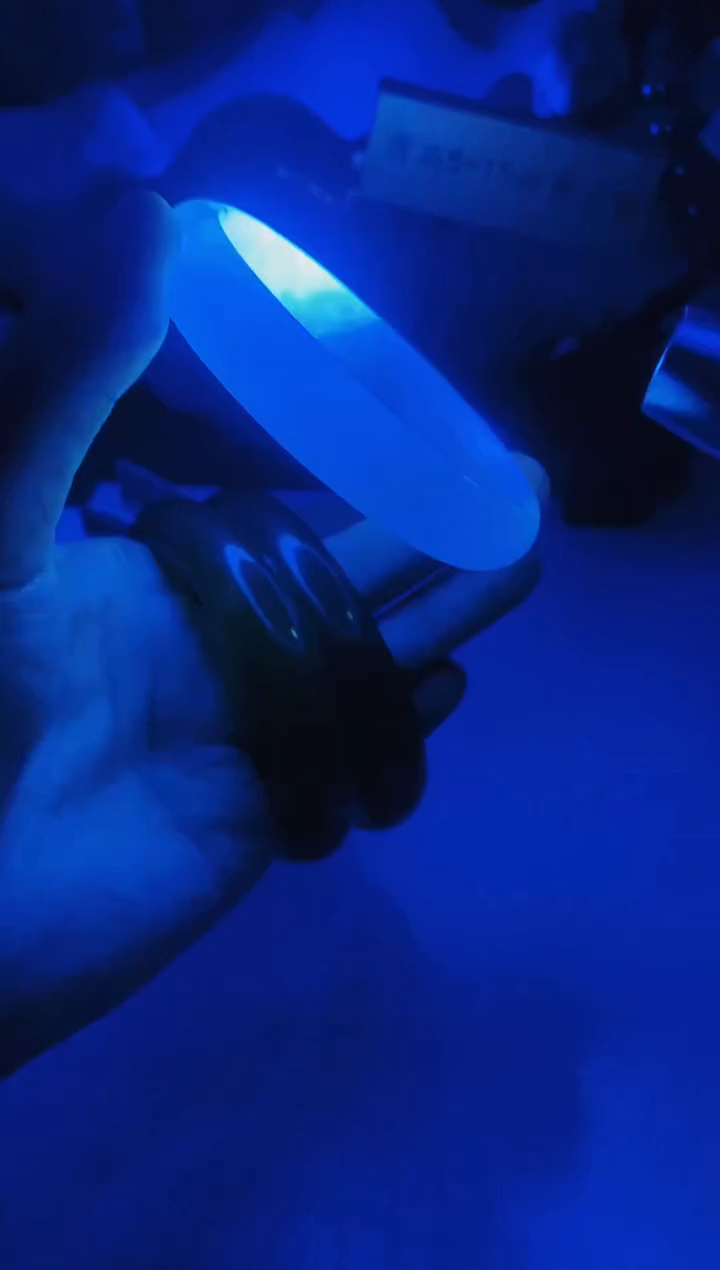 【闪购商品】玛瑙/玉髓手镯未镶嵌玛瑙手镯