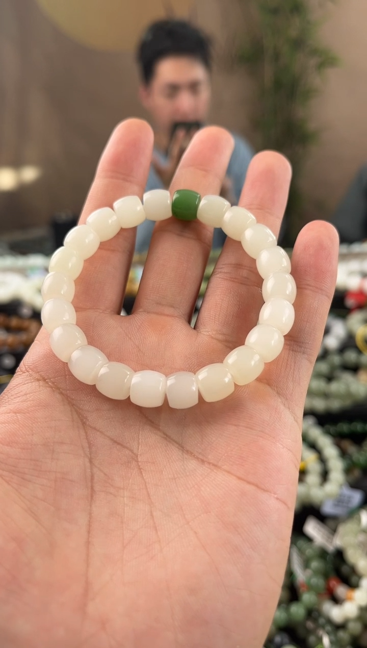 【闪购商品】和田玉手串未镶嵌且末天泰白玉直切手串卡9微色差