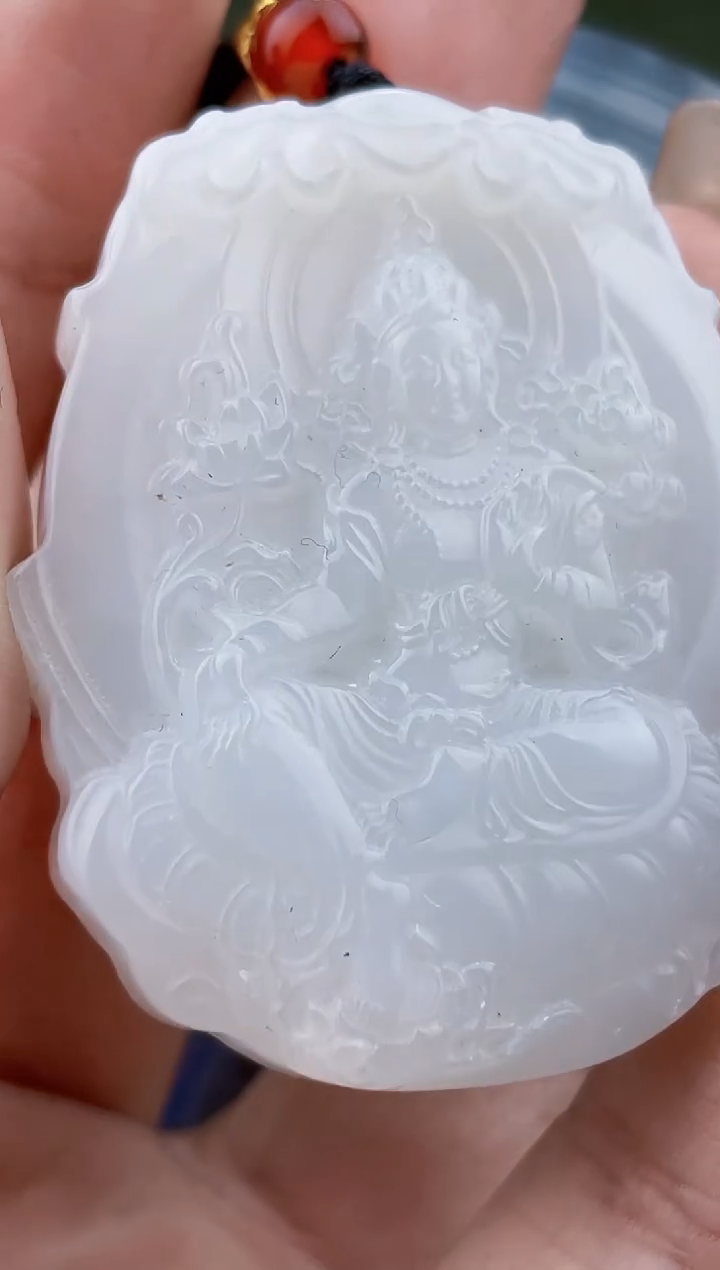 【闪购商品】和田玉挂件未镶嵌拍一发一，多样性发货！