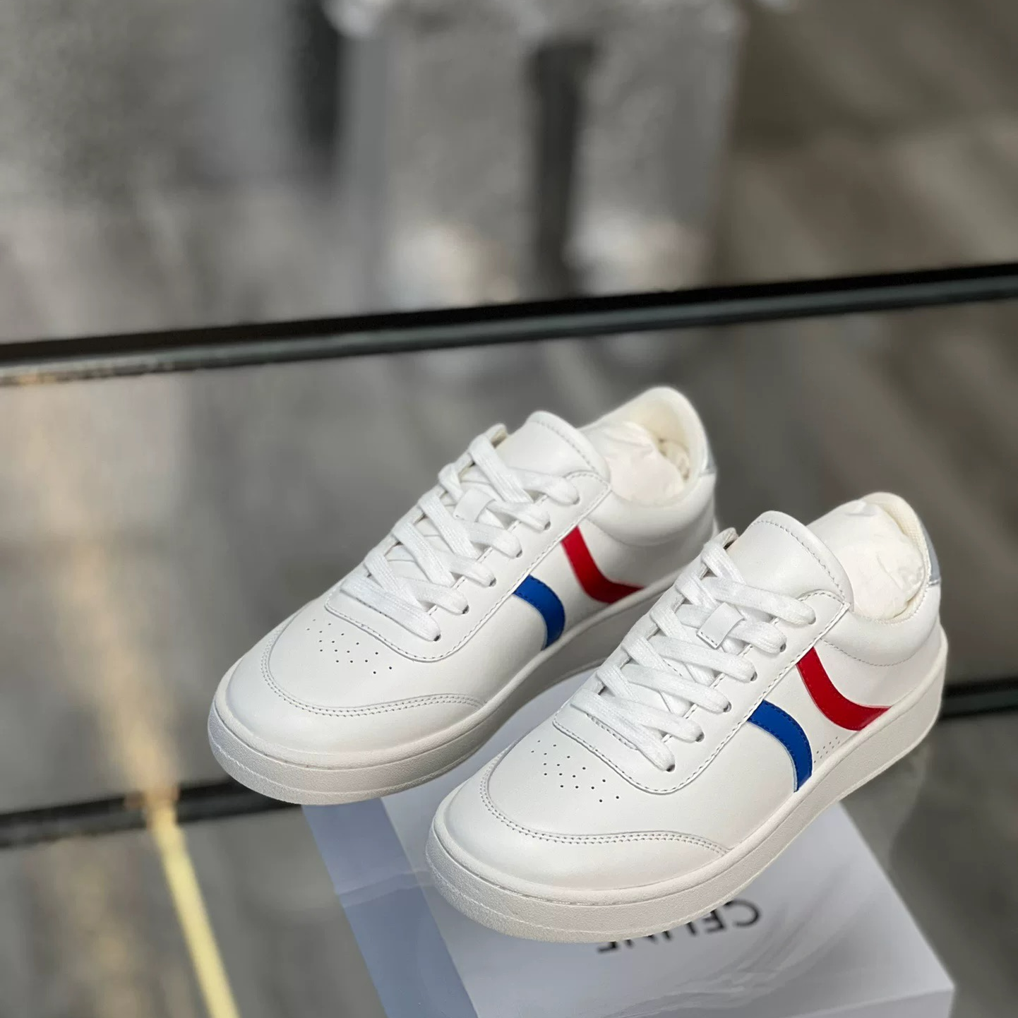 断码！经典红蓝小白鞋运动鞋