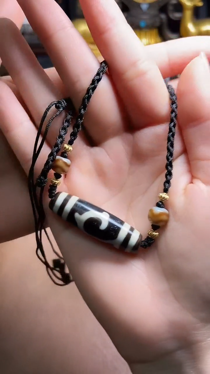 未镶嵌颈饰玛瑙/玉髓（覆膜）条纹玛瑙