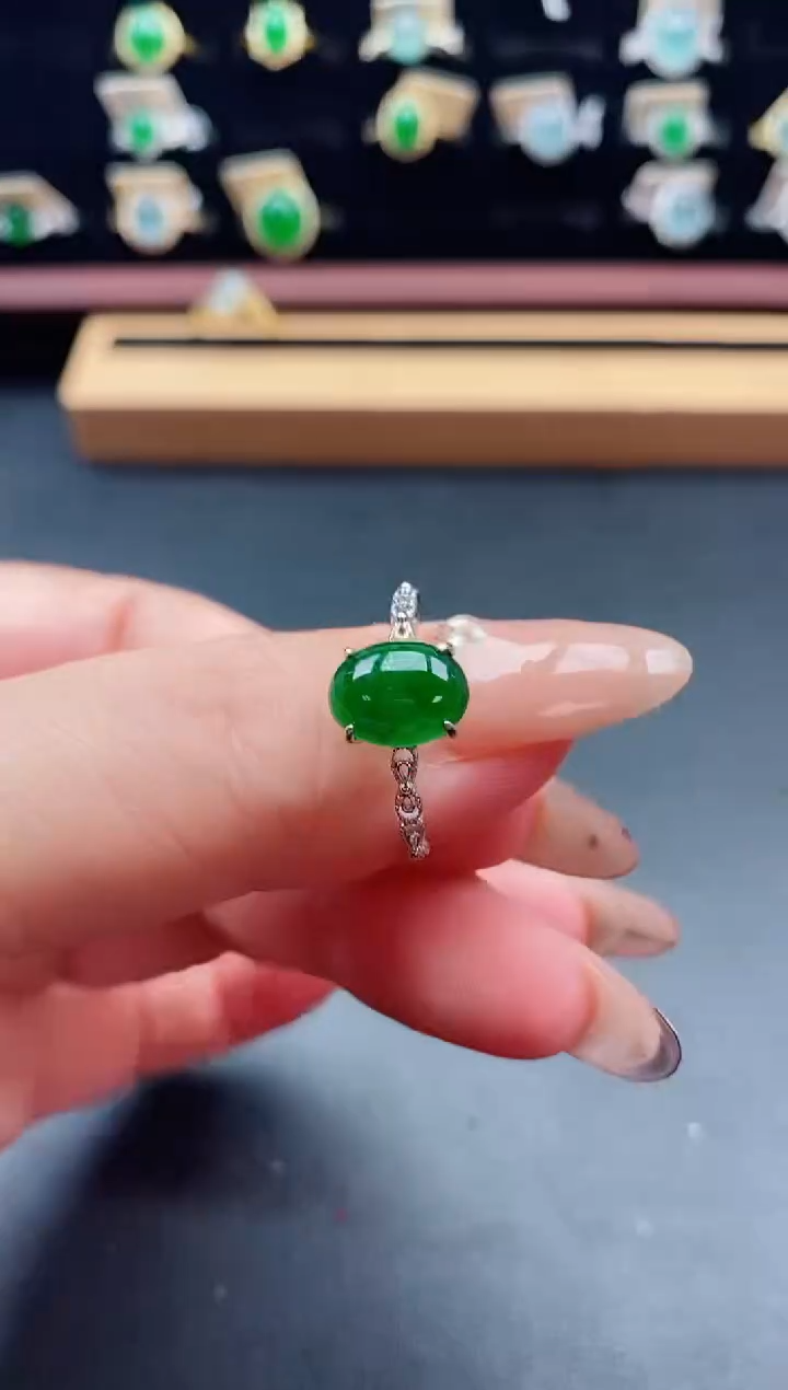 银S925镶嵌戒指翡翠1