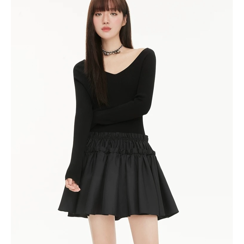 芭蕾风小黑裙2025春季新款收腰蛋糕裙内搭显瘦裙子针织拼接连衣裙