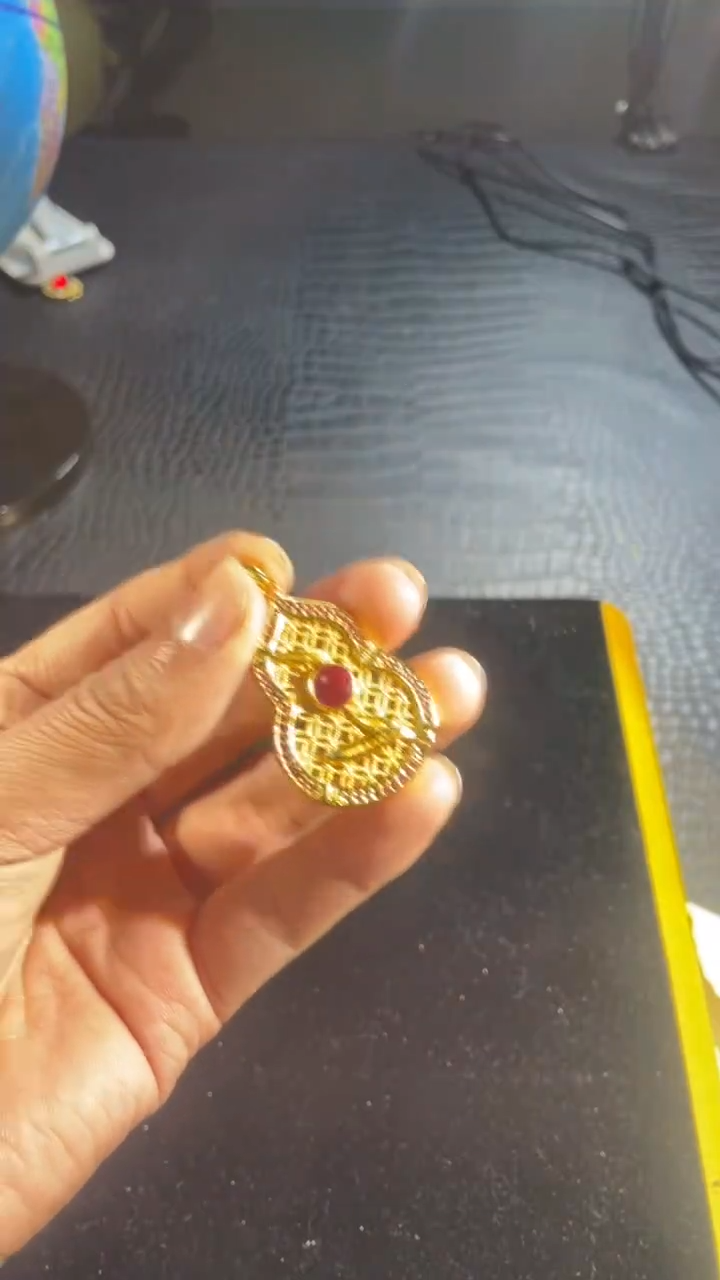 无非金属高端葫芦吊坠