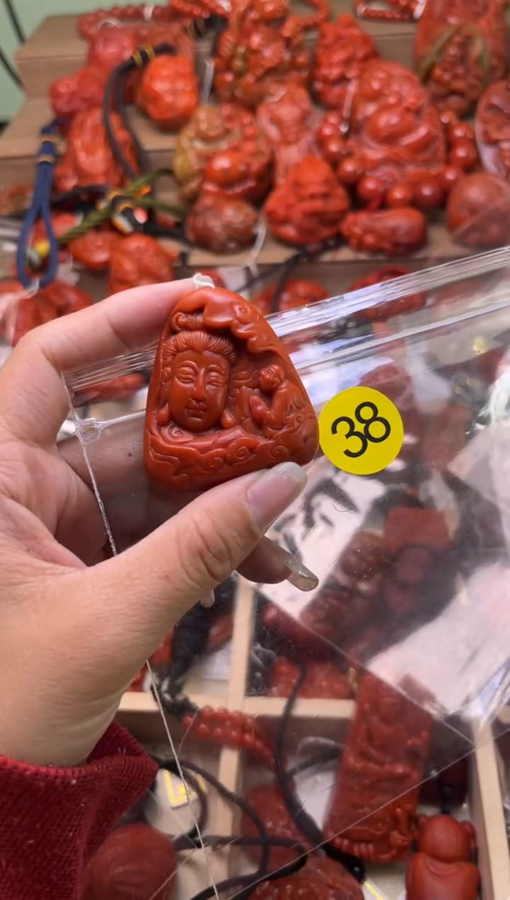 【闪购商品】南红玛瑙珠宝奇石未镶嵌38