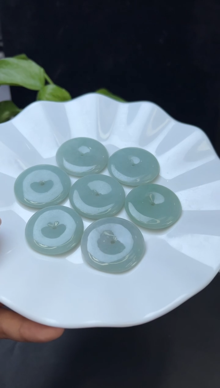 【闪购商品】翡翠挂件未镶嵌W001-PQGJ700-3多样性发一件