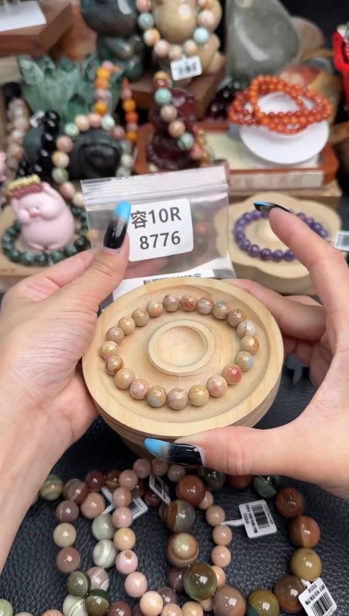 【闪购商品】石英质玉手链未镶嵌10R8776