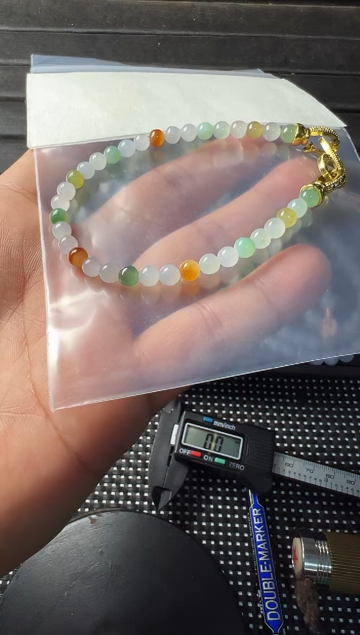 未镶嵌定制翡翠卡5 缅甸天然翡翠A货