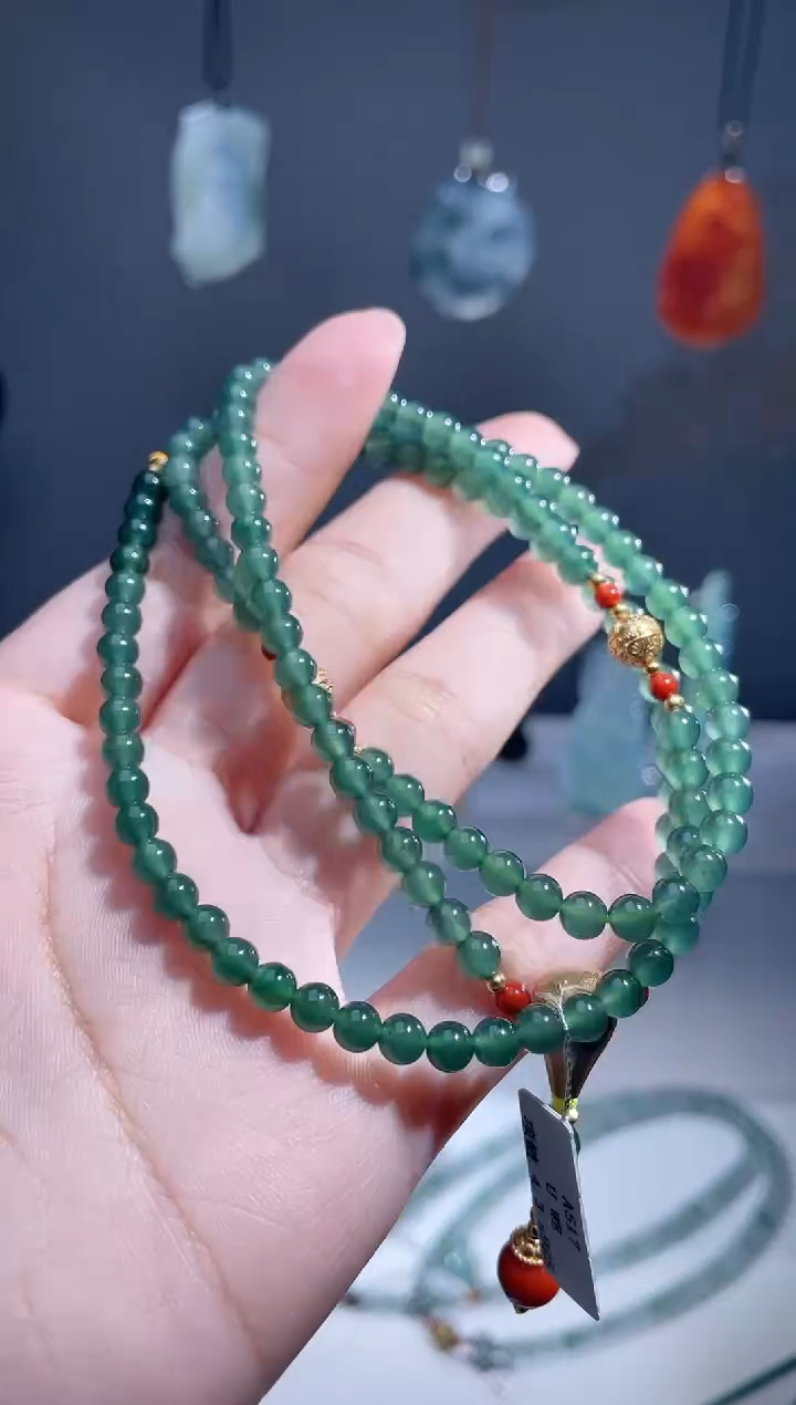 翡翠未镶嵌颈饰珠链